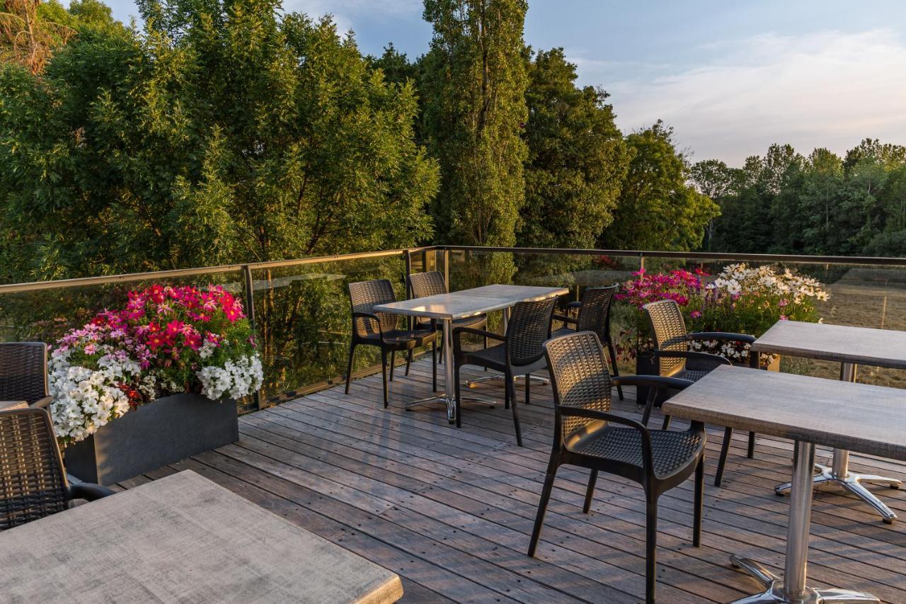 Logis Le Cadusia Hotel Chaource Exterior photo