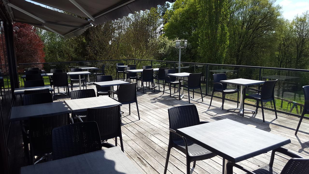 Logis Le Cadusia Hotel Chaource Exterior photo
